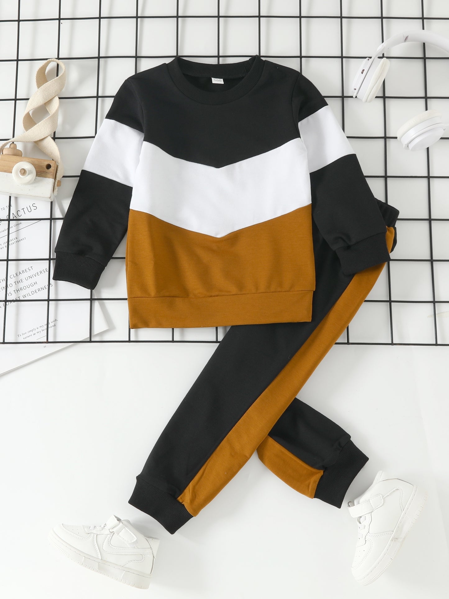 2pcs Baby Boys Splicing Pullover Round Neck Long Sleeve Sweatshirt & Pant Set Kids Clothes
